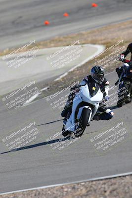 media/Feb-05-2023-Classic Track Day (Sun) [[c35aca4a42]]/Group 2/session 4 turn 4/